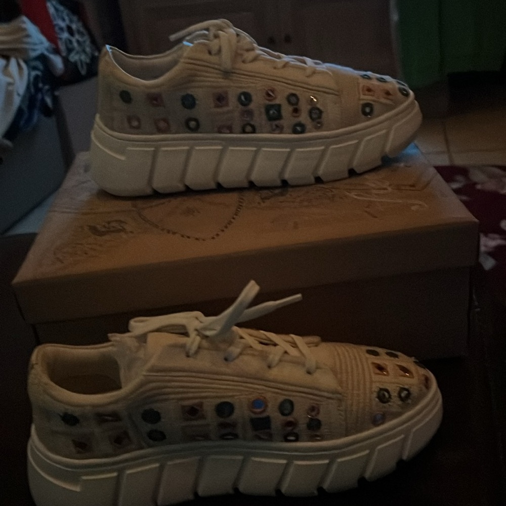 Free People Catch Me If You Can Crochet Sneaker in Mirrors SZ 8 (38)  NEW - Picture 6 of 10